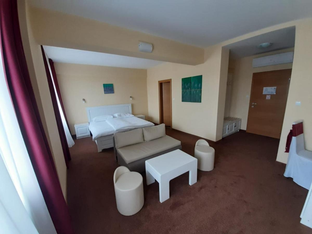 Hotel Garic Garesnica Exterior photo