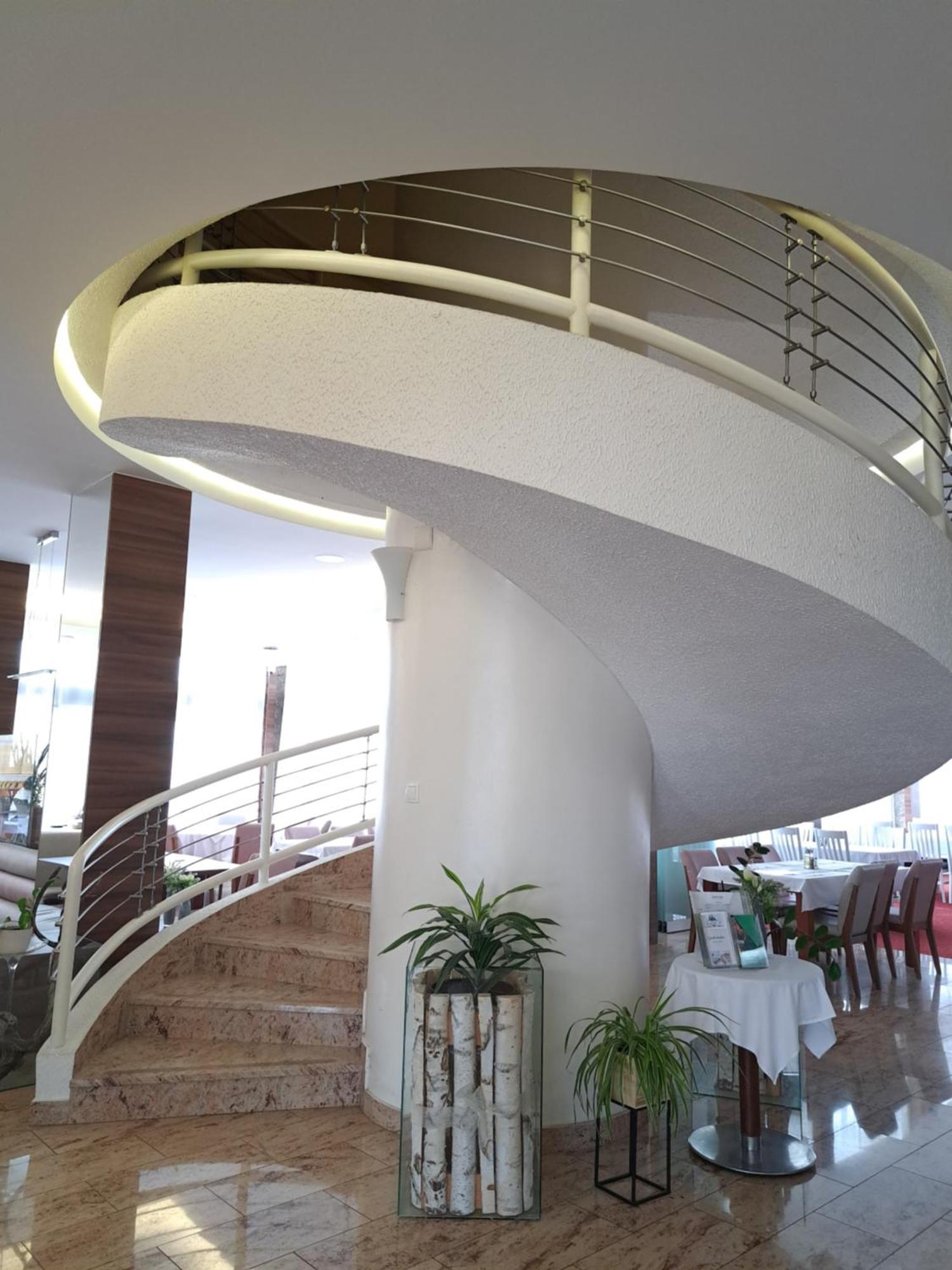 Hotel Garic Garesnica Exterior photo